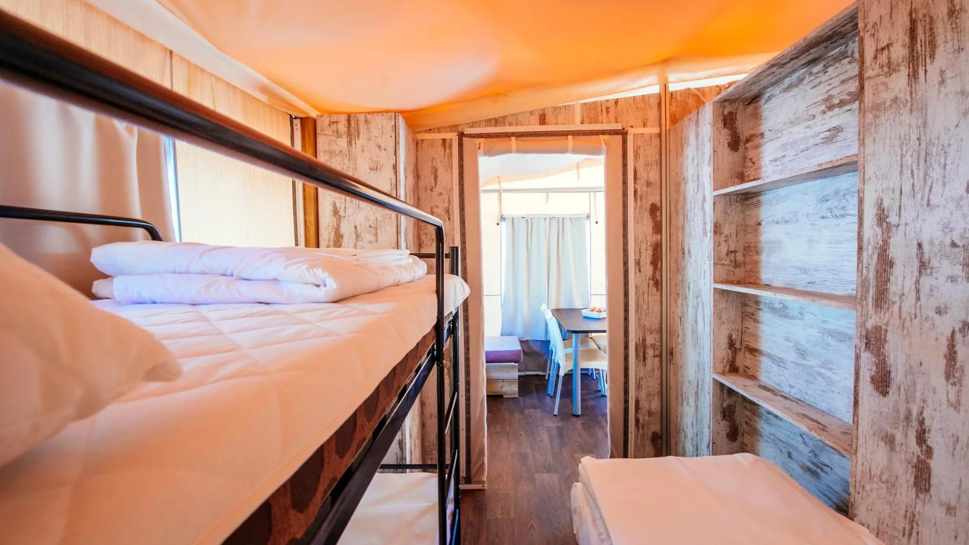 Zaton Holiday Resort Glamping Tents Nin Luxury tent