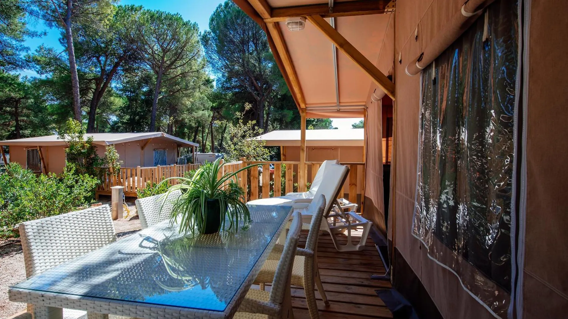 Zaton Holiday Resort Glamping Tents Nin Croatia